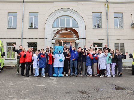 Коллективная зарядка в ГНЦ ФМБЦ им. А. И. Бурназяна ФМБА России: движение к здоровью